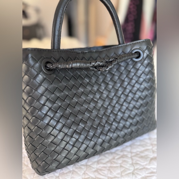 Quince Black Italian Leather Handwoven Mini Satchel Like New - Picture 3 of 7